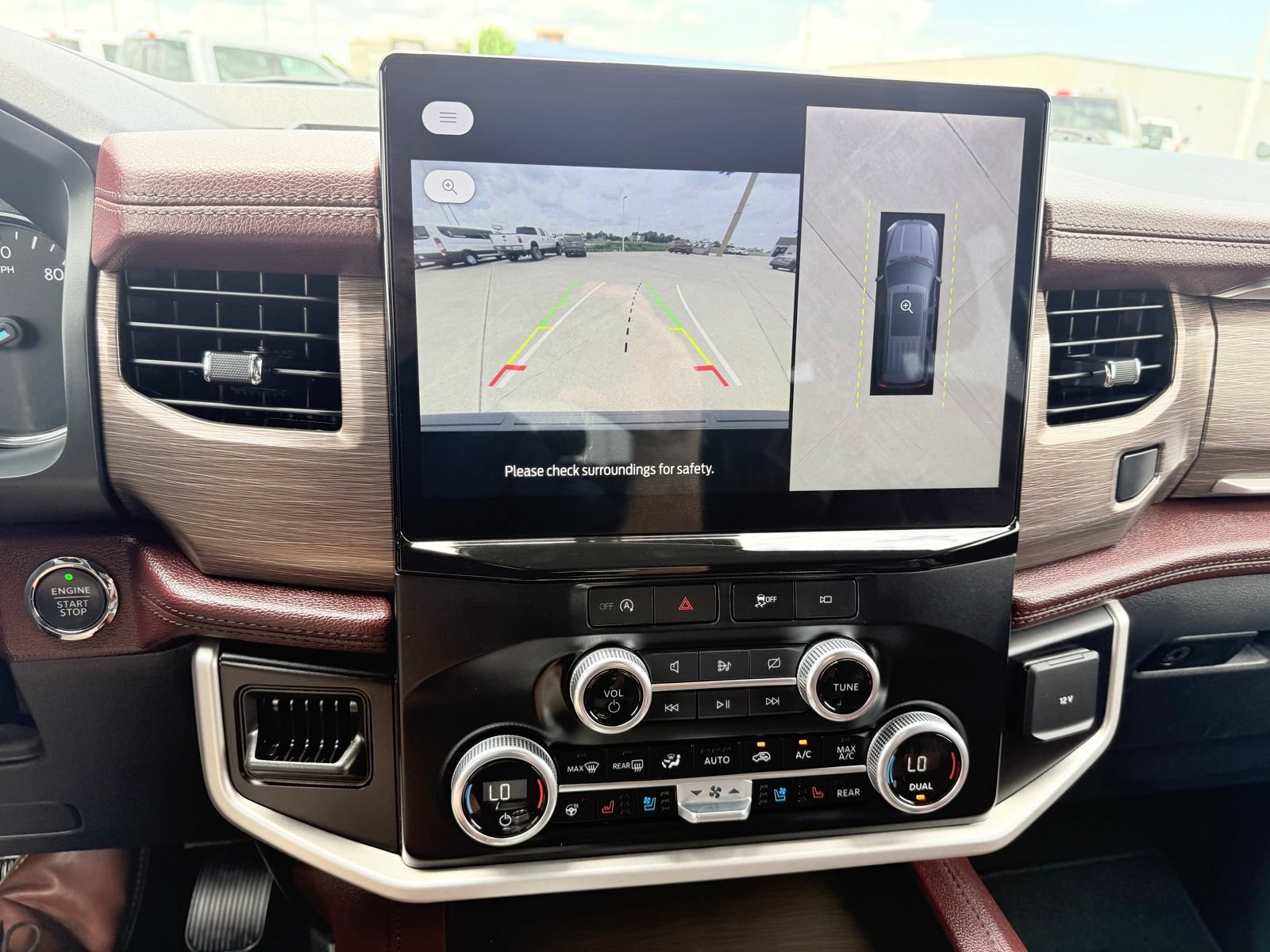 Certified 2024 Ford Expedition Max Limited AWD/4WD image 16