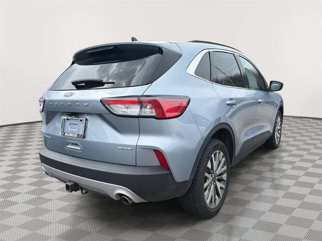 Certified 2022 Ford Escape Titanium w/ Class II Trailer Tow Package AWD/4WD image 32