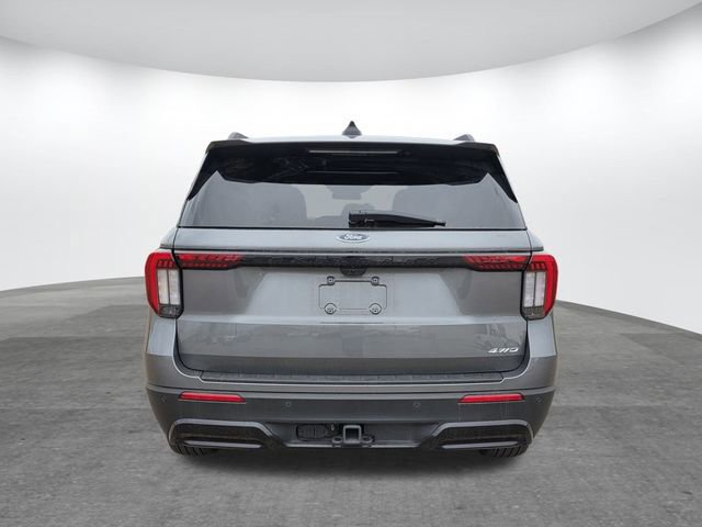 Certified 2025 Ford Explorer ST-Line image 3