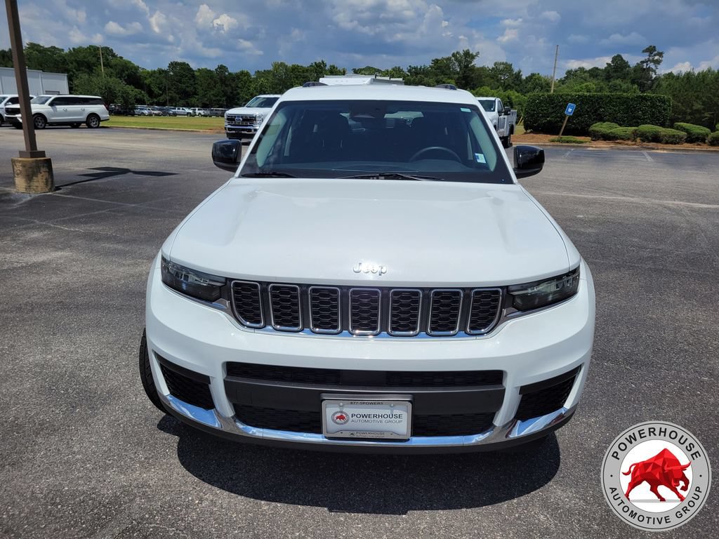 Used 2023 Jeep Grand Cherokee L Laredo AWD/4WD image 9
