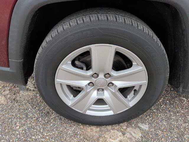 Used 2022 Jeep Compass Latitude w/ Convenience Group FWD image 39