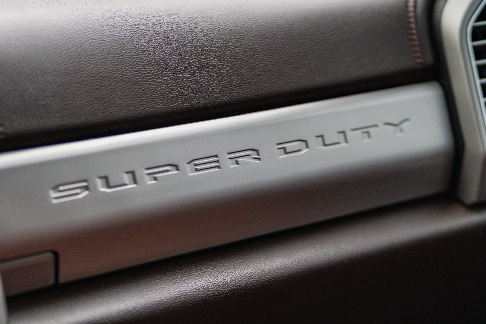 Certified 2020 Ford F250 King Ranch w/ Chrome Package image 38