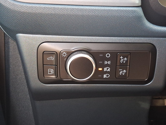 Certified 2024 Ford Maverick XLT w/ XLT Luxury Package FWD image 33