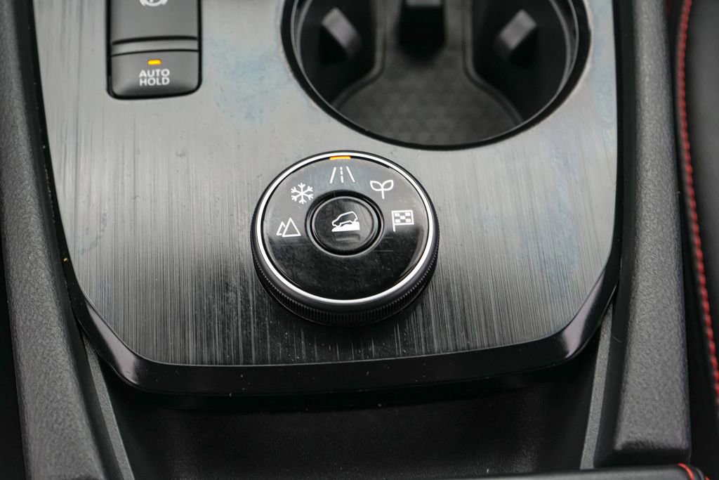 Used 2025 Nissan Rogue SV image 21