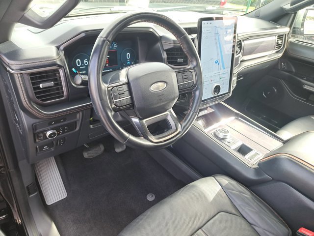 Certified 2022 Ford Expedition Platinum image 19