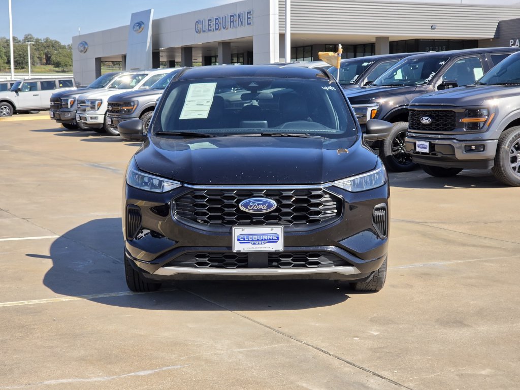 Certified 2024 Ford Escape ST-Line FWD image 3
