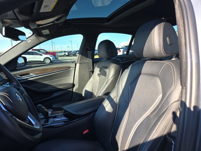 Used 2018 BMW 530i xDrive image 13