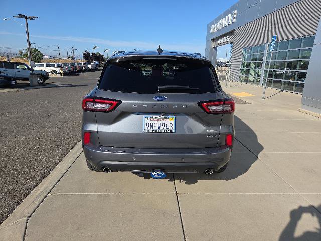 Certified 2023 Ford Escape ST-Line Select w/ Tech Pack #2 image 4