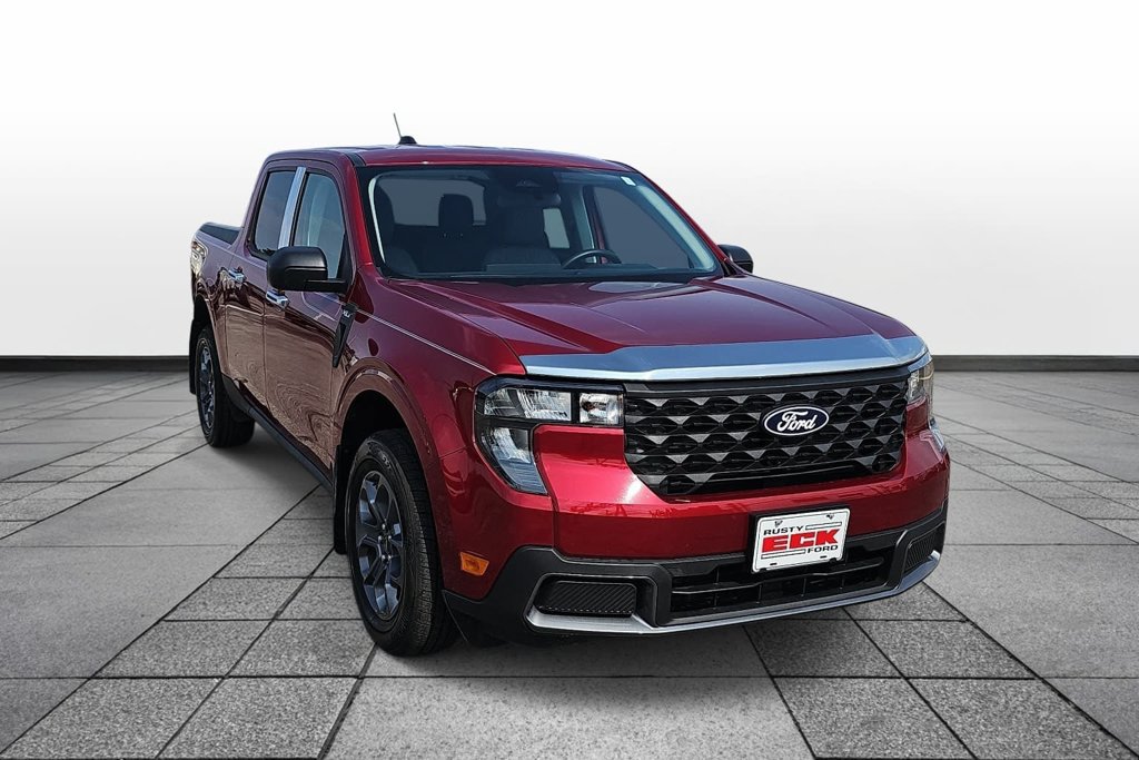 Certified 2025 Ford Maverick XLT FWD image 3