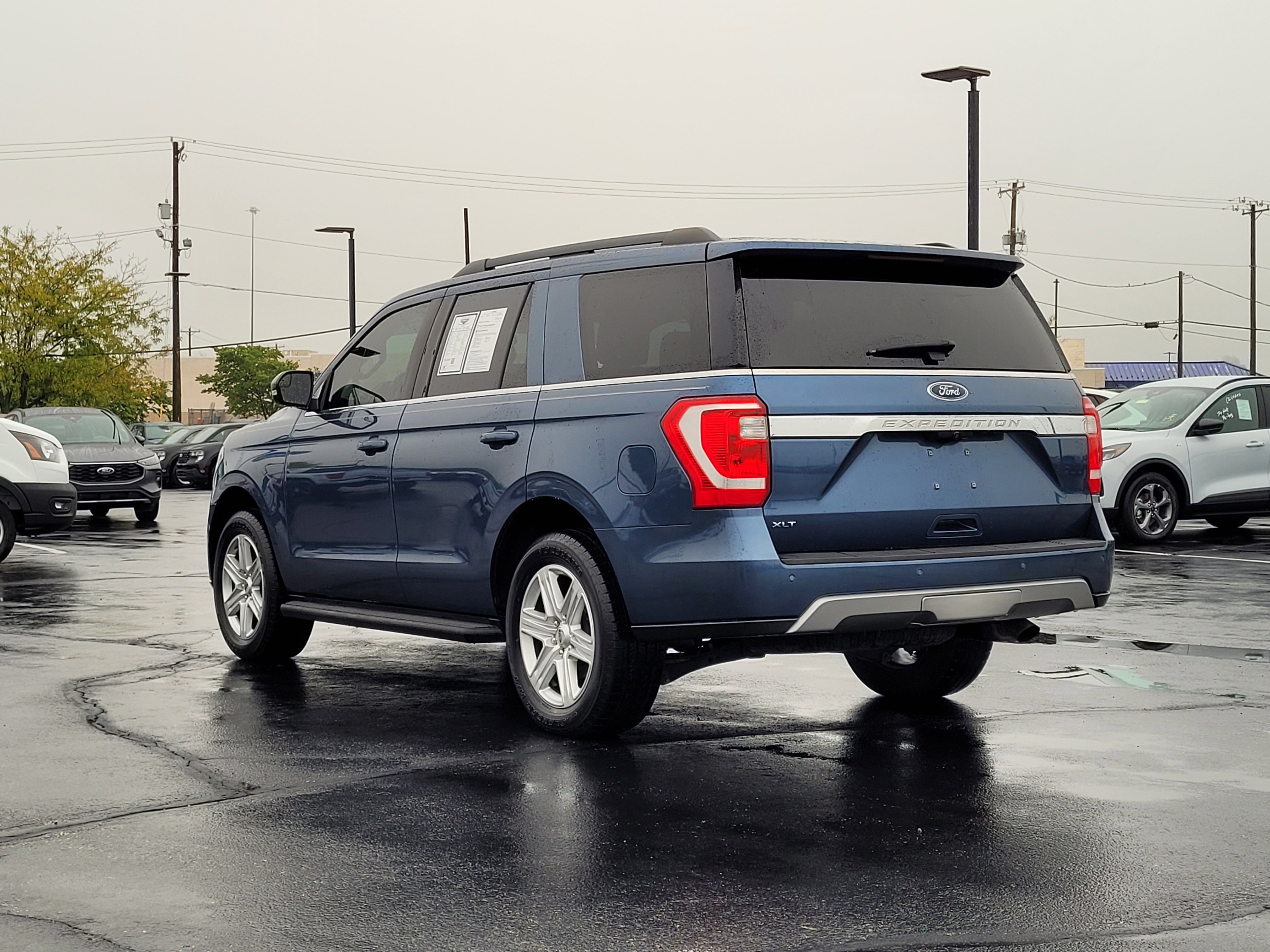 Certified 2019 Ford Expedition XLT w/ Equipment Group 201A image 3