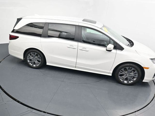 Used 2025 Honda Odyssey Touring image 25