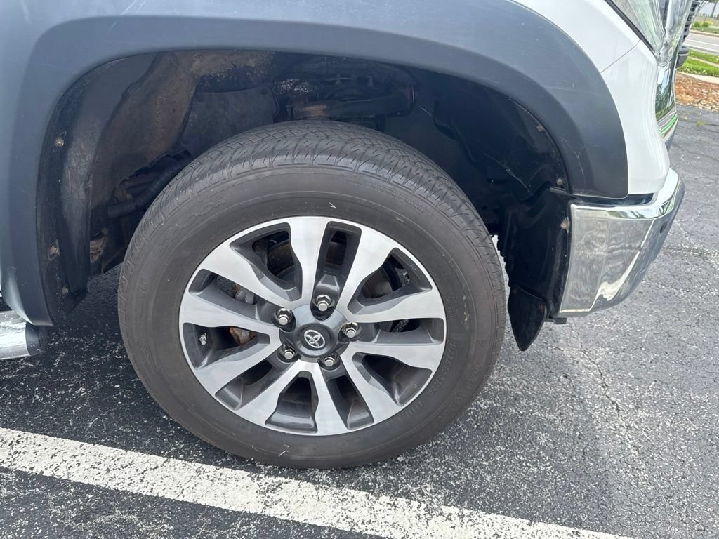 Used 2018 Toyota Tundra Limited AWD/4WD image 41