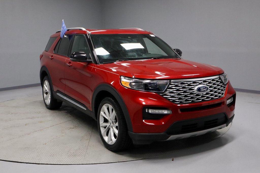 Certified 2022 Ford Explorer Platinum w/ Technology Package image 8