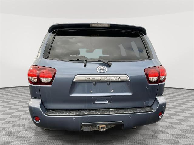 Used 2018 Toyota Sequoia Limited w/ Safety & Convenience Package image 4