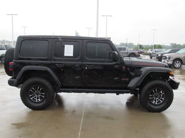 Used 2024 Jeep Wrangler Unlimited Rubicon AWD/4WD image 10