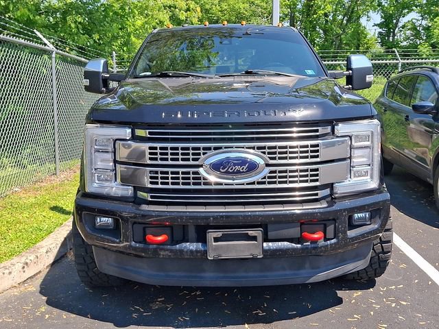 Certified 2017 Ford F250 Platinum w/ Platinum Ultimate Package AWD/4WD image 3