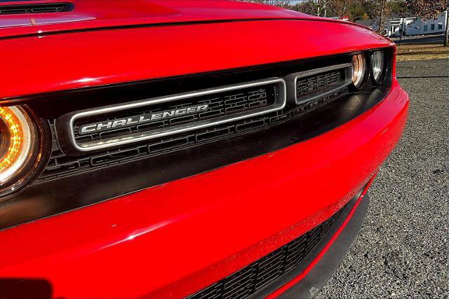 Used 2022 Dodge Challenger SXT w/ Plus Package image 31