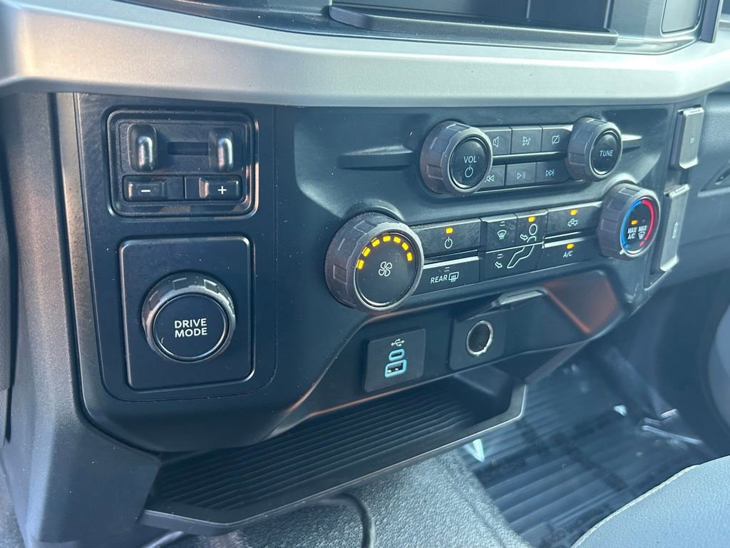 Certified 2023 Ford F550 XL w/ XL Chrome Package image 36