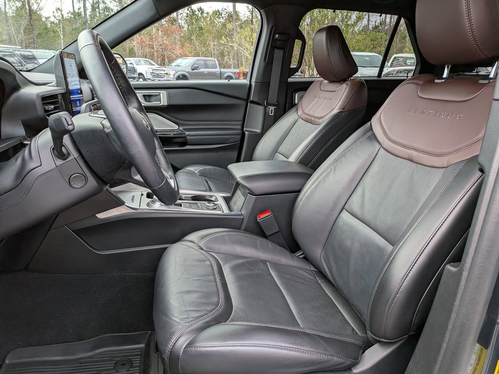 Certified 2023 Ford Explorer Platinum w/ Technology Package image 23