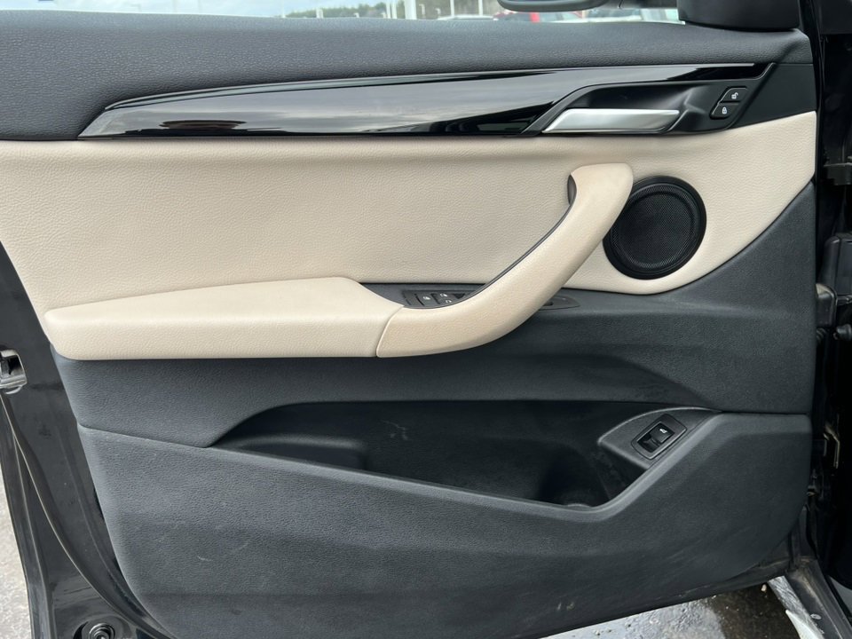 Used 2019 BMW X1 xDrive28i w/ Convenience Package image 15