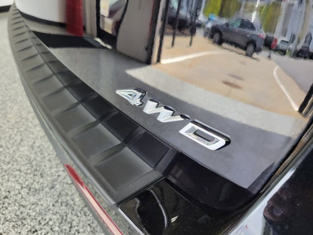 Certified 2023 Ford Explorer XLT w/ Equipment Group 202A AWD/4WD image 29