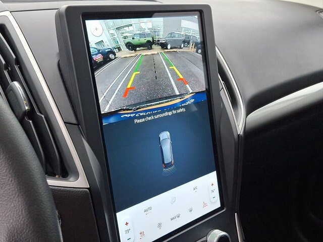 Certified 2023 Ford Edge SEL w/ Convenience Package AWD/4WD image 6