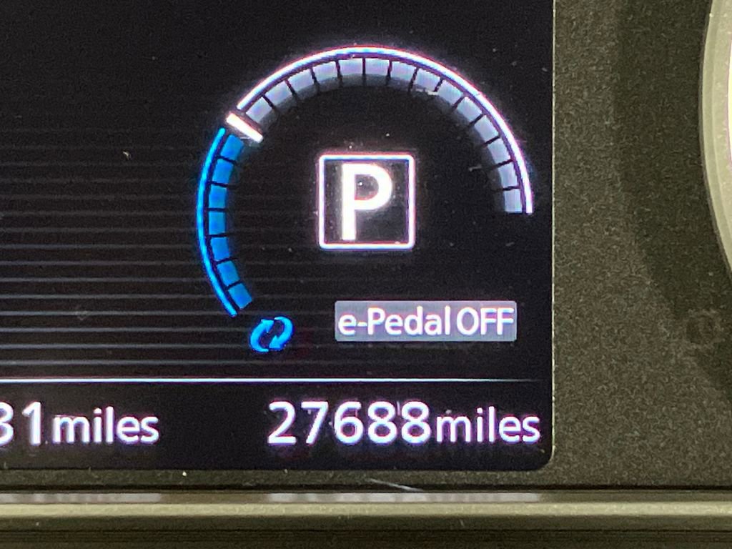 Used 2021 Nissan Leaf SV w/ SV Technology Package image 21