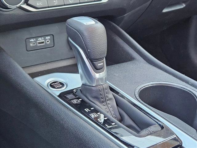 Used 2025 Nissan Altima 2.5 SV image 11
