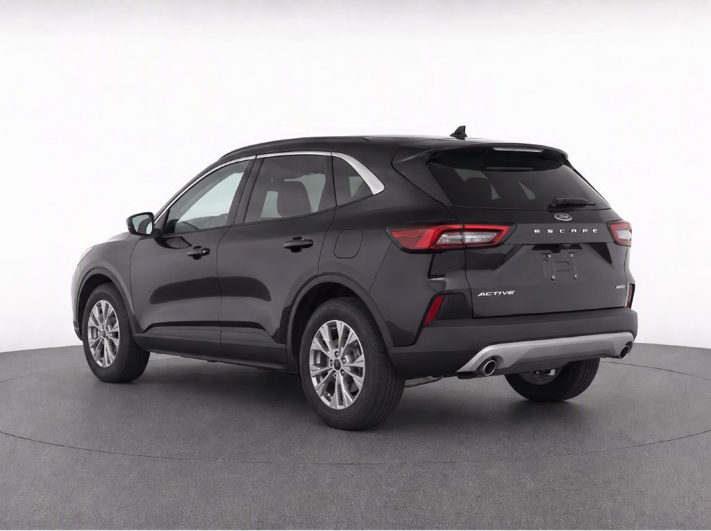 Certified 2024 Ford Escape Active AWD/4WD image 3