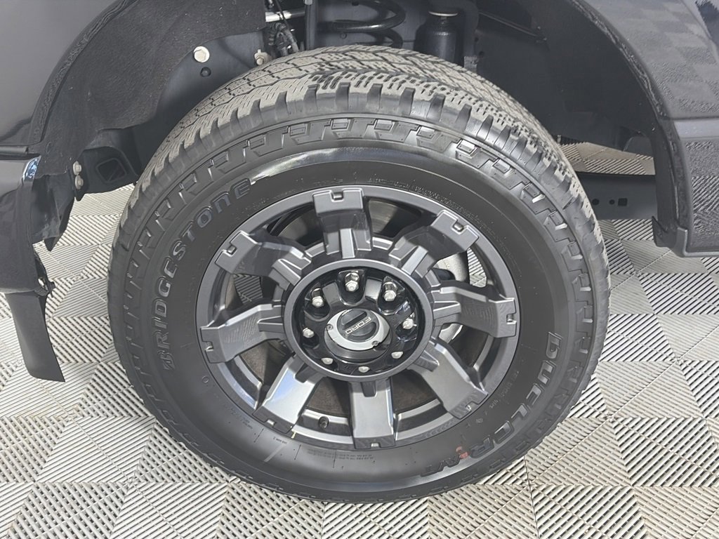 Certified 2024 Ford F350 Lariat w/ Sport Appearance Package image 8