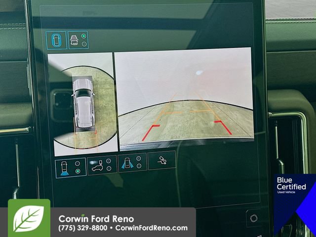 Used 2025 GMC Yukon Denali Ultimate AWD/4WD image 17