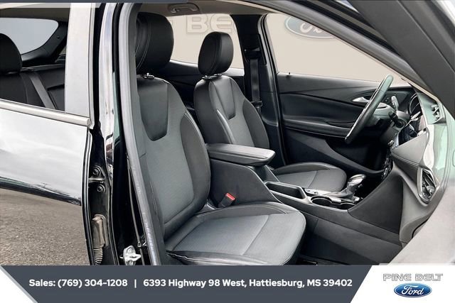 Used 2022 Buick Encore GX Select w/ Advanced Technology Package image 9