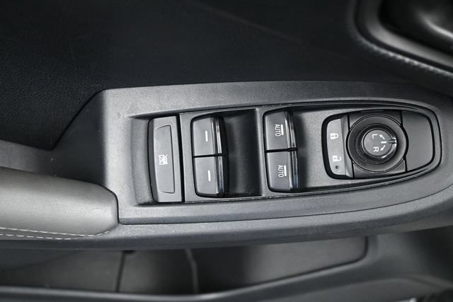 Used 2025 Subaru Crosstrek 2.5i Premium AWD/4WD image 7