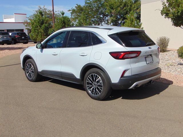 Certified 2026 Ford Escape SE w/ Class II Trailer Tow Package FWD image 4