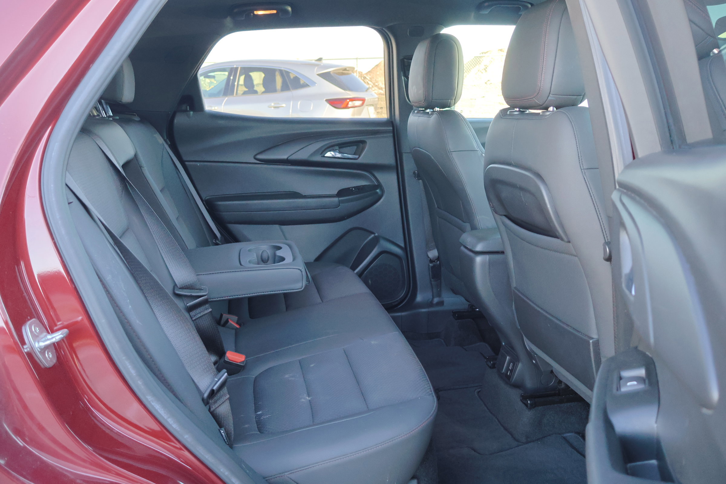 Used 2022 Chevrolet TrailBlazer RS w/ Sun and Liftgate Package image 46