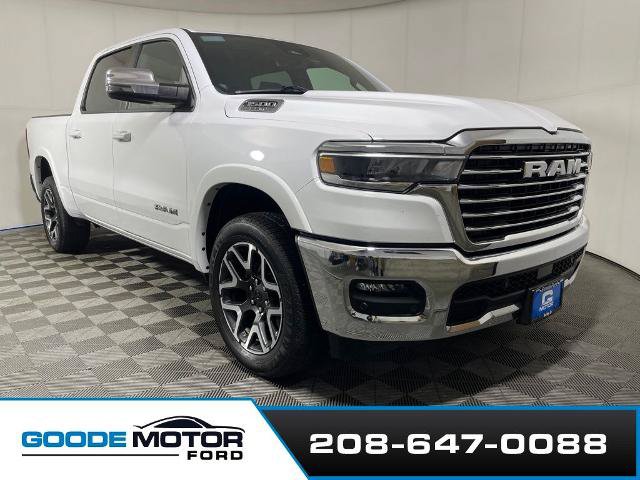 Used 2025 RAM 1500 Laramie AWD/4WD image 2