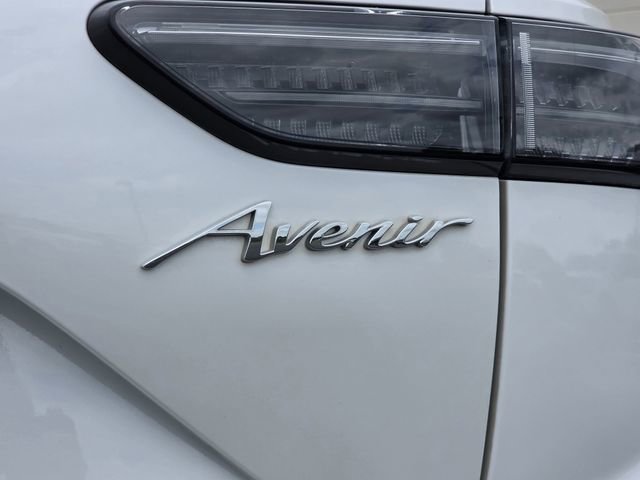 Used 2024 Buick Envision Avenir AWD/4WD image 36