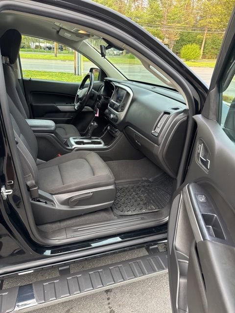 Used 2020 Chevrolet Colorado LT AWD/4WD image 24