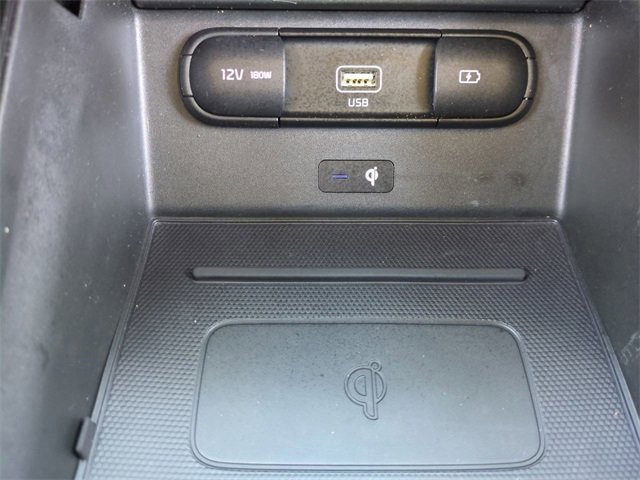 Used 2022 Kia Telluride SX w/ SX Prestige Package image 23