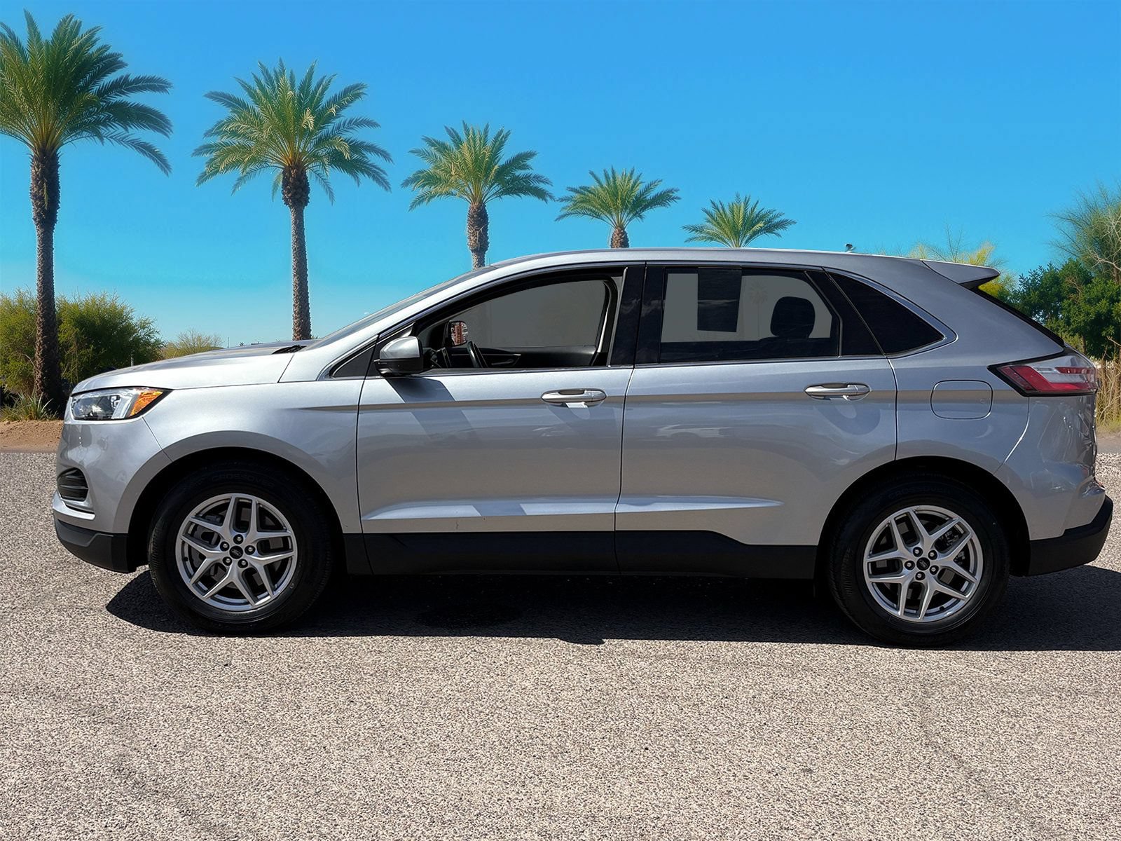 Certified 2024 Ford Edge SEL AWD/4WD image 42