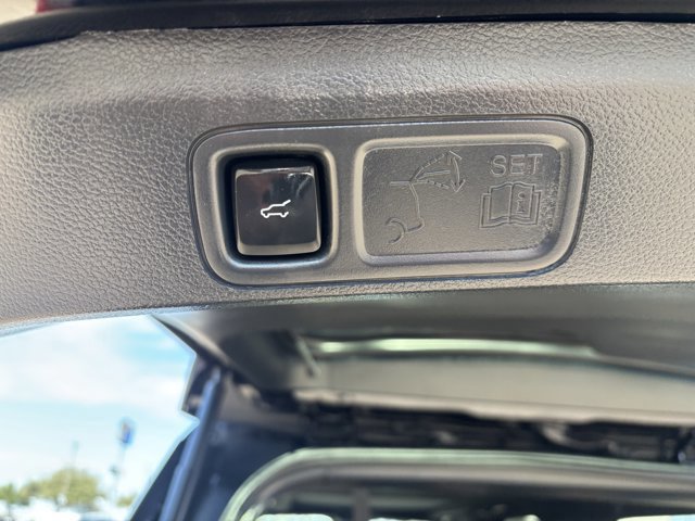 Certified 2024 Ford Expedition Max Platinum image 20