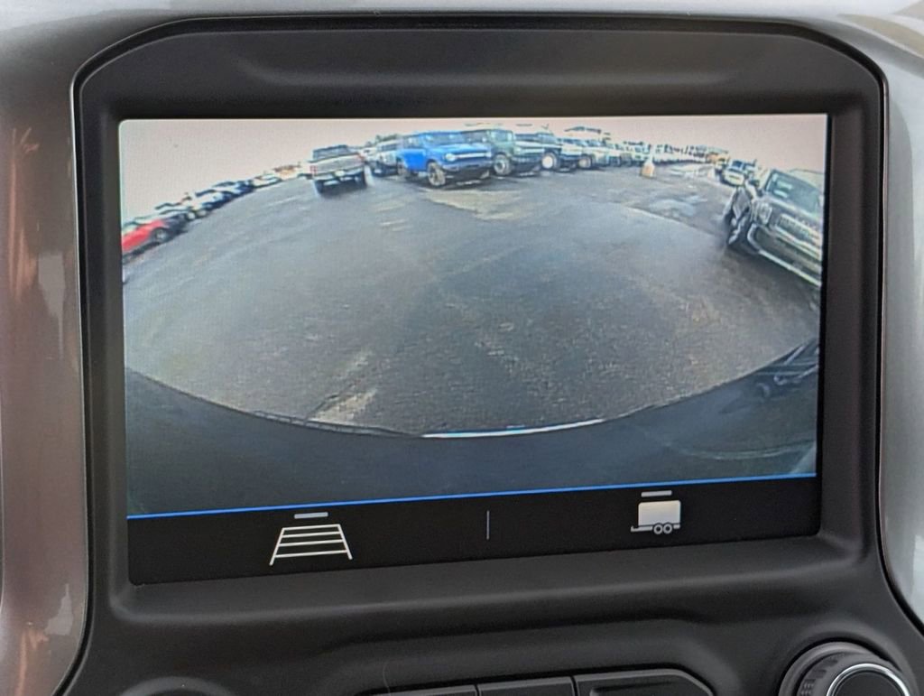 Used 2022 Chevrolet Silverado 1500 LT image 3