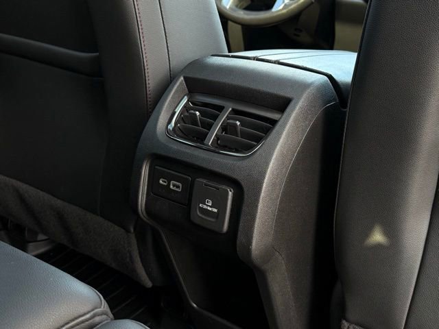 Used 2019 Chevrolet Blazer RS image 38