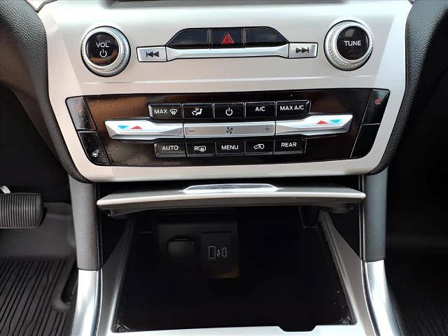 Certified 2022 Ford Explorer XLT w/ Equipment Group 202A image 29