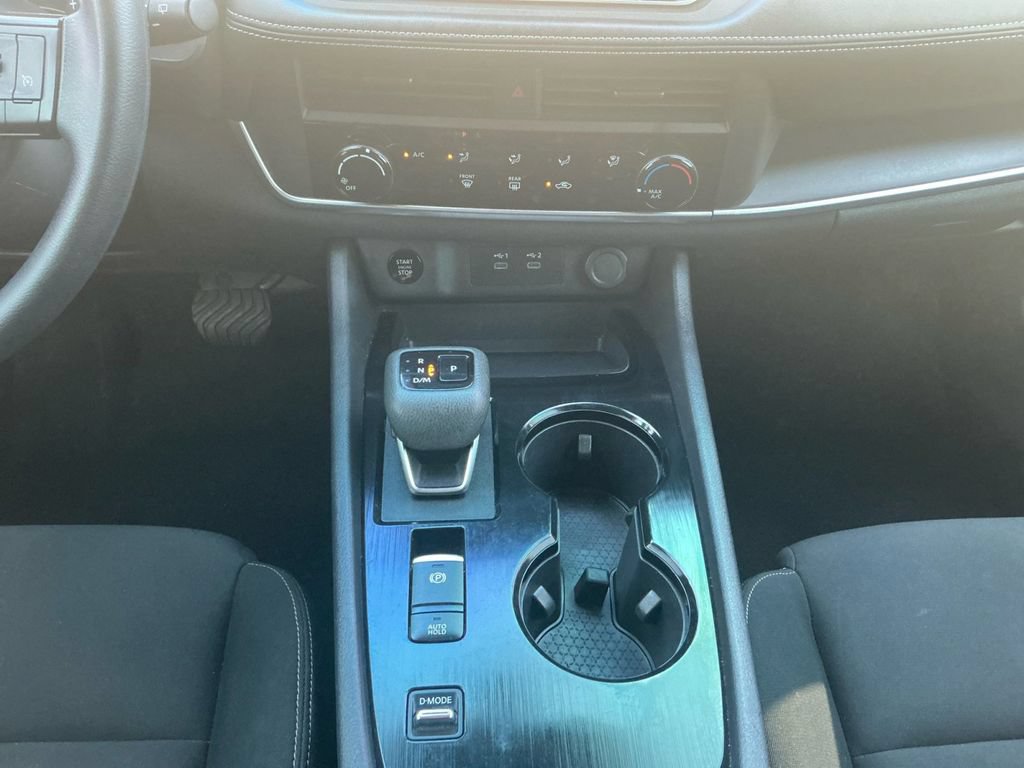 Used 2024 Nissan Rogue S FWD image 20