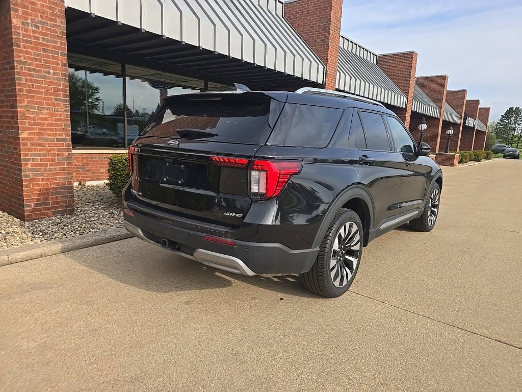 Certified 2025 Ford Explorer Platinum w/ LUX Leather Package AWD/4WD image 5