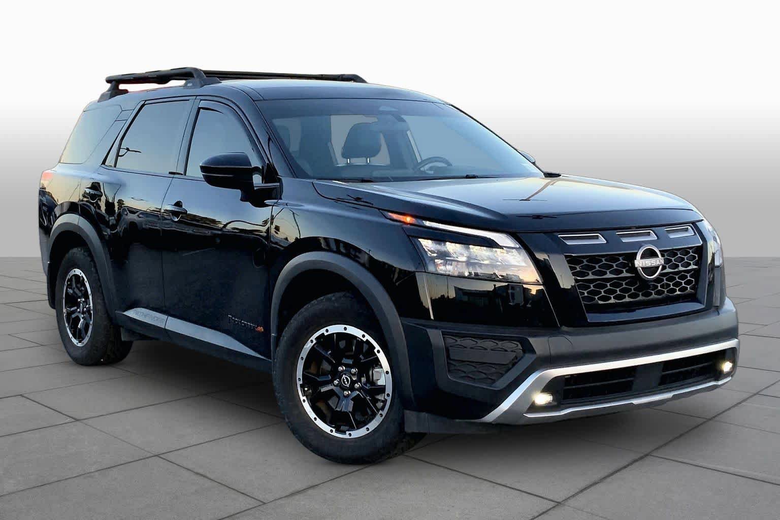 Used 2024 Nissan Pathfinder Rock Creek AWD/4WD image 3