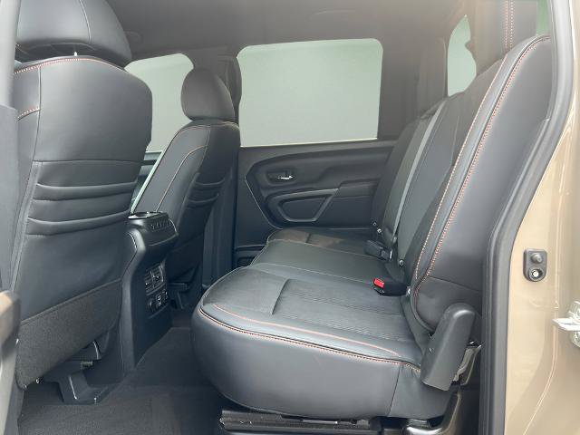 Used 2020 Nissan Titan PRO-4X AWD/4WD image 30