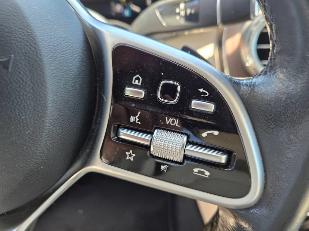 Used 2022 Mercedes-Benz GLC 300 4MATIC image 20
