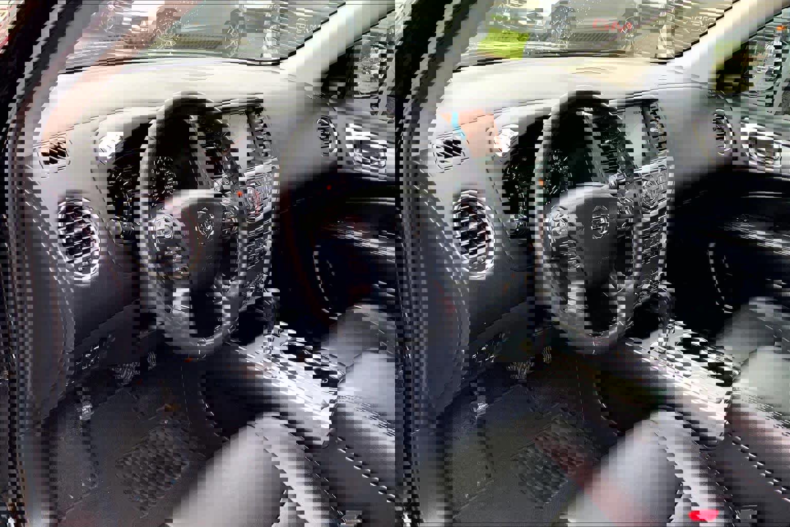 Used 2019 Nissan Pathfinder SL image 16